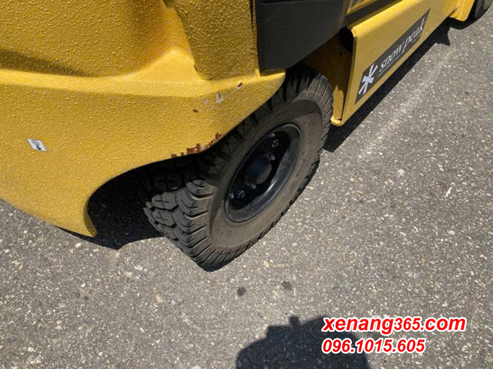 Xe nâng điện 2.5 tấn Komatsu FE25-2 320157 hàng trưng bày siêu lướt Xe nâng điện 2.5 tấn Komatsu FE25-2 320157 hàng trưng bày siêu lướt