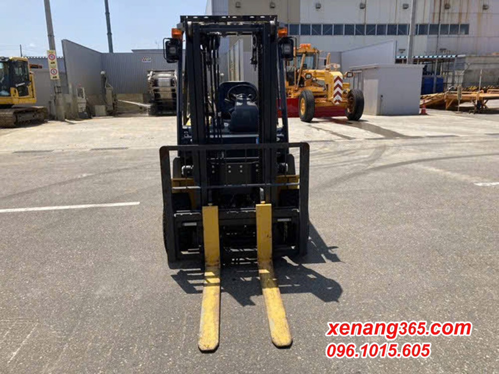 Xe nâng điện 2.5 tấn Komatsu FE25-2 320157 hàng trưng bày siêu lướt Xe nâng điện 2.5 tấn Komatsu FE25-2 320157 hàng trưng bày siêu lướt
