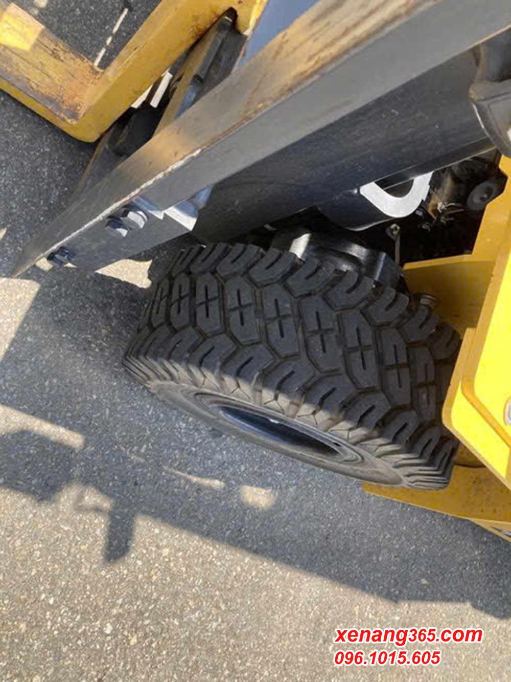 Xe nâng điện 2.5 tấn Komatsu FE25-2 320157 hàng trưng bày siêu lướt Xe nâng điện 2.5 tấn Komatsu FE25-2 320157 hàng trưng bày siêu lướt