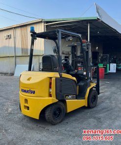 xe nâng điện 2.5 tấn Komatsu FE25-2 dịch càng