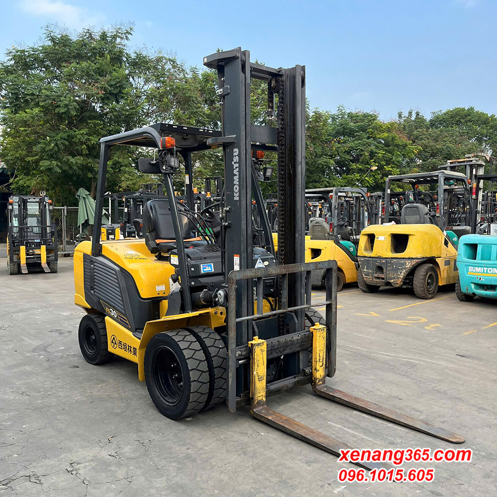 Xe nâng điện 3 tấn Komatsu FE30-2 322345 dịch giá